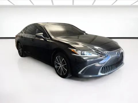 Another view of 2021 Lexus ES 300h for sale in Montclair, CA at STG Montclair