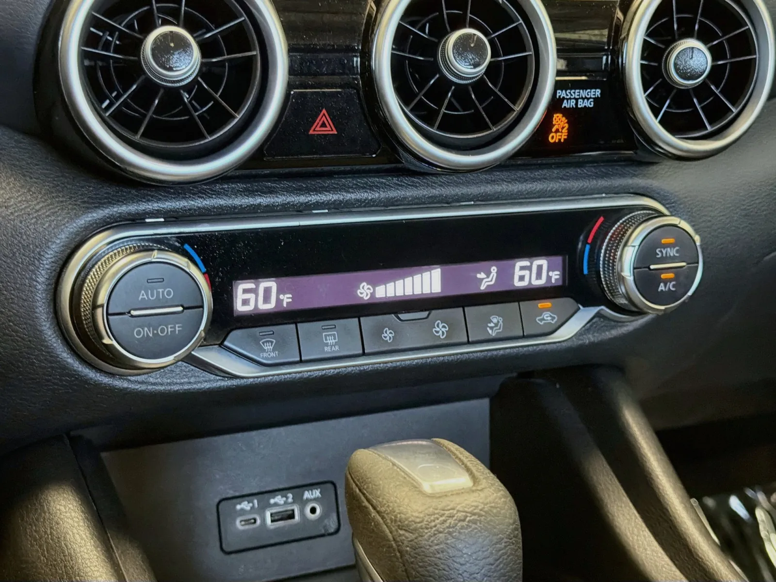 Nissan Sentra photo 10