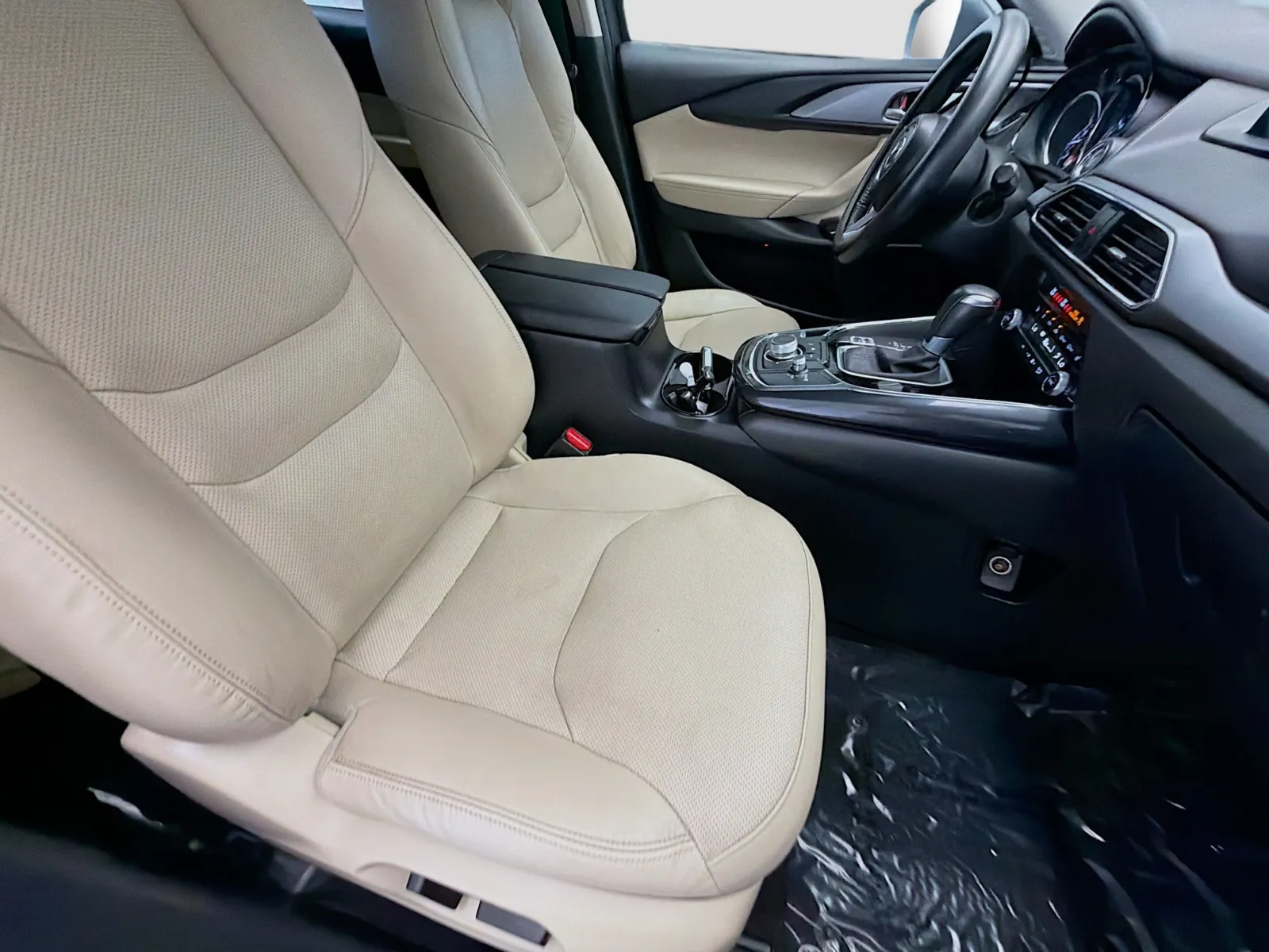 Mazda CX-9 photo 14