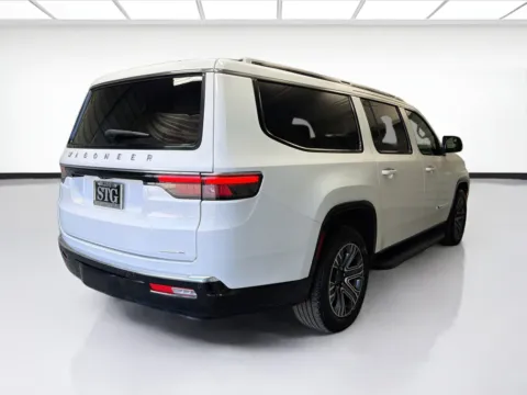 More photos of 2024 Jeep Wagoneer L Series II at STG Montclair, CA
