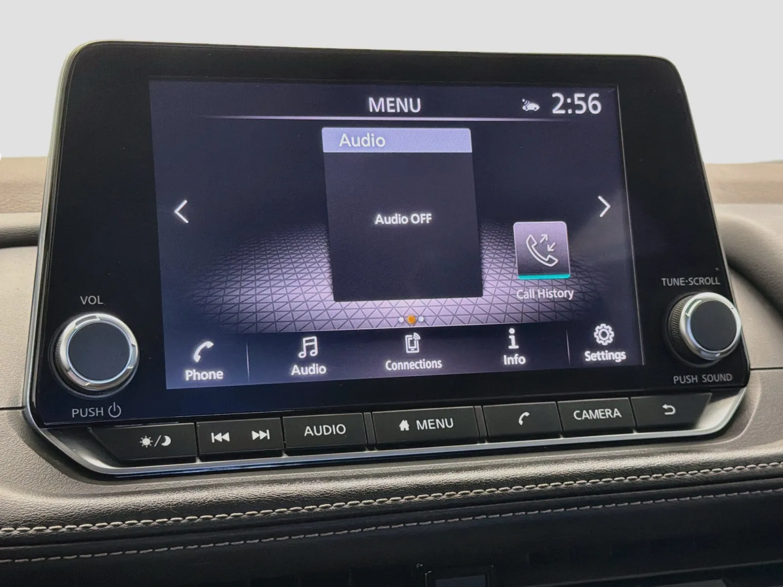 Nissan Rogue photo 9