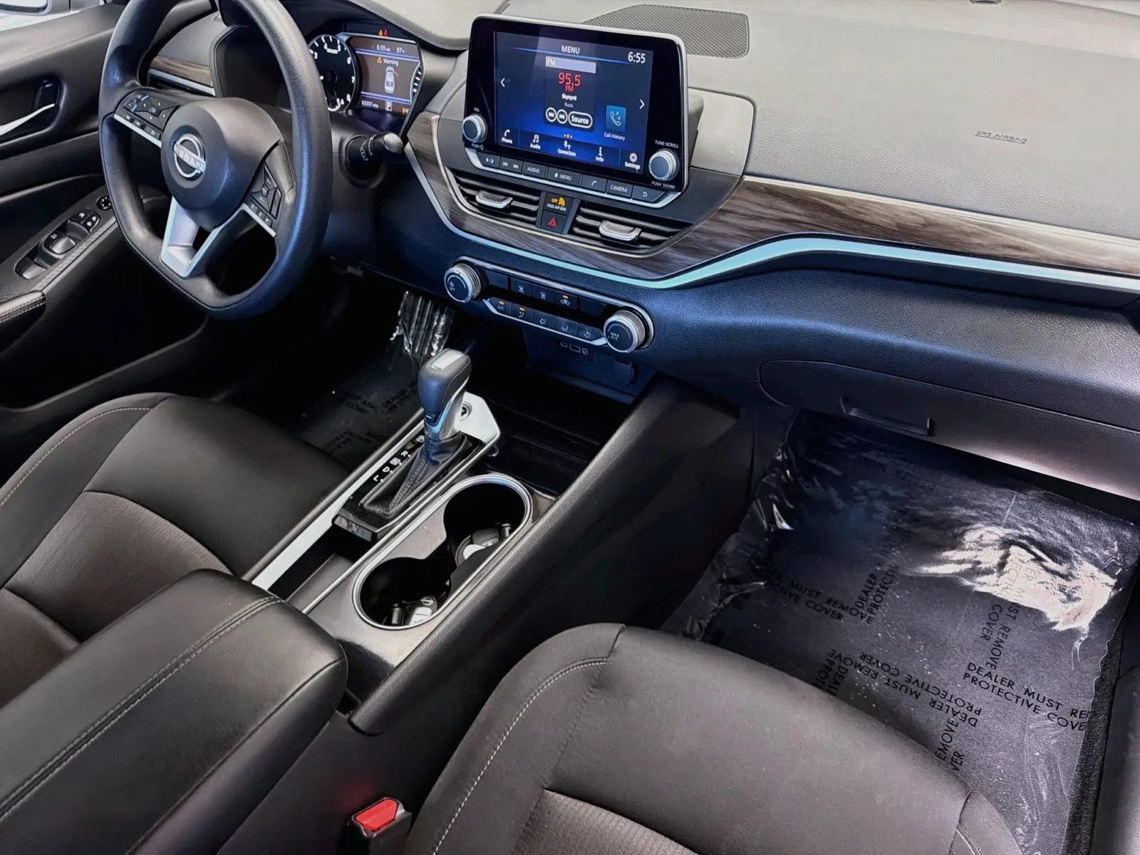 Nissan Altima photo 12