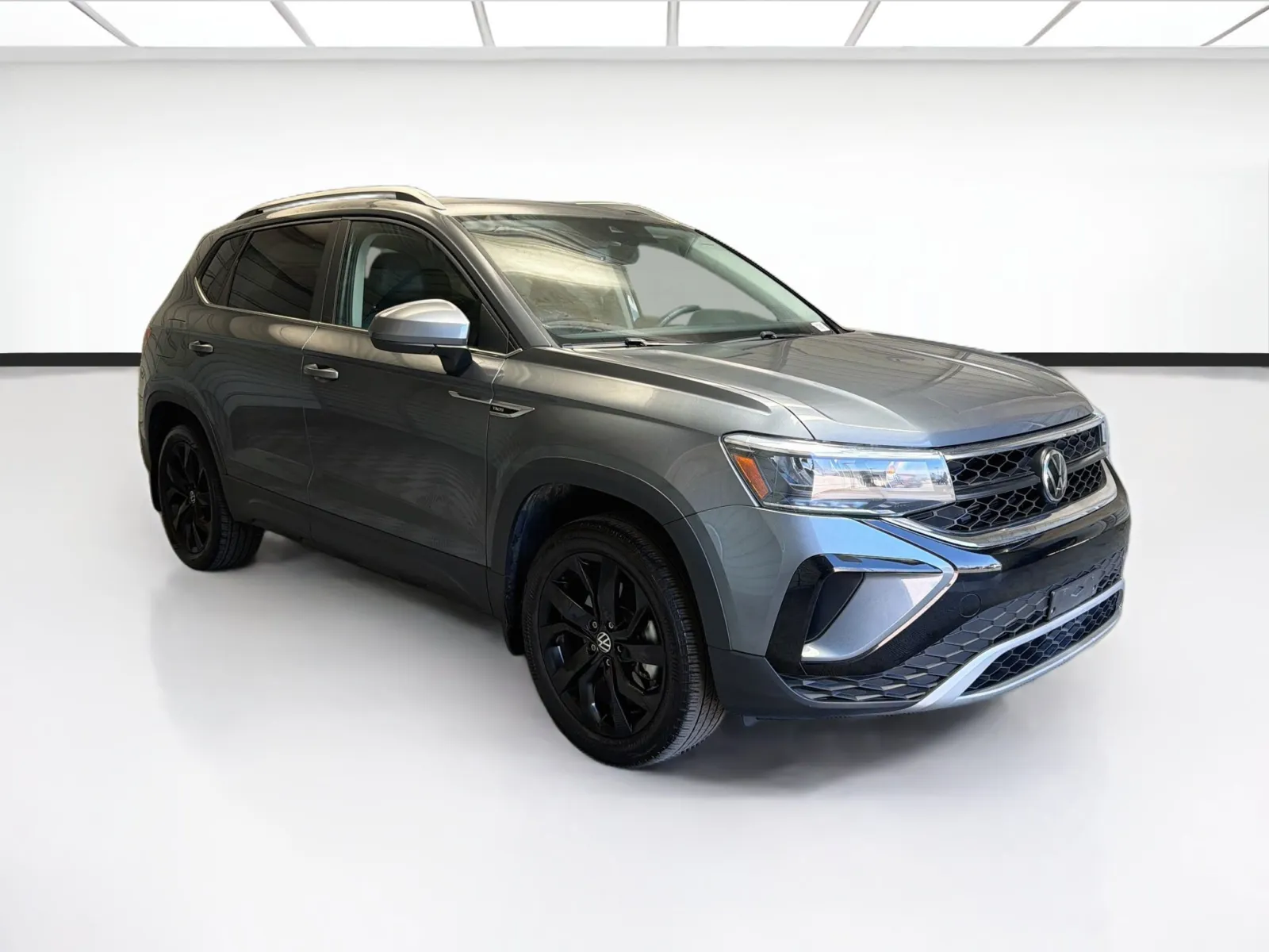 Volkswagen Taos photo 3