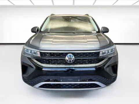 Photos of 2023 Volkswagen Taos 1.5T SE for sale in Montclair, CA at STG Montclair