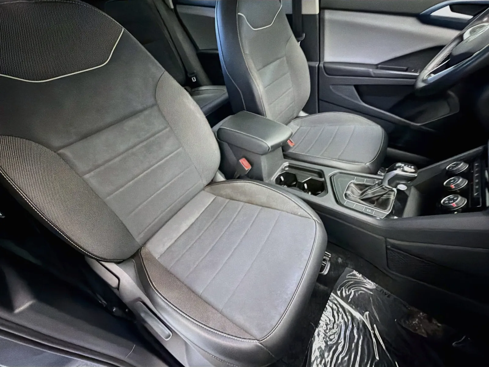 Volkswagen Taos photo 15