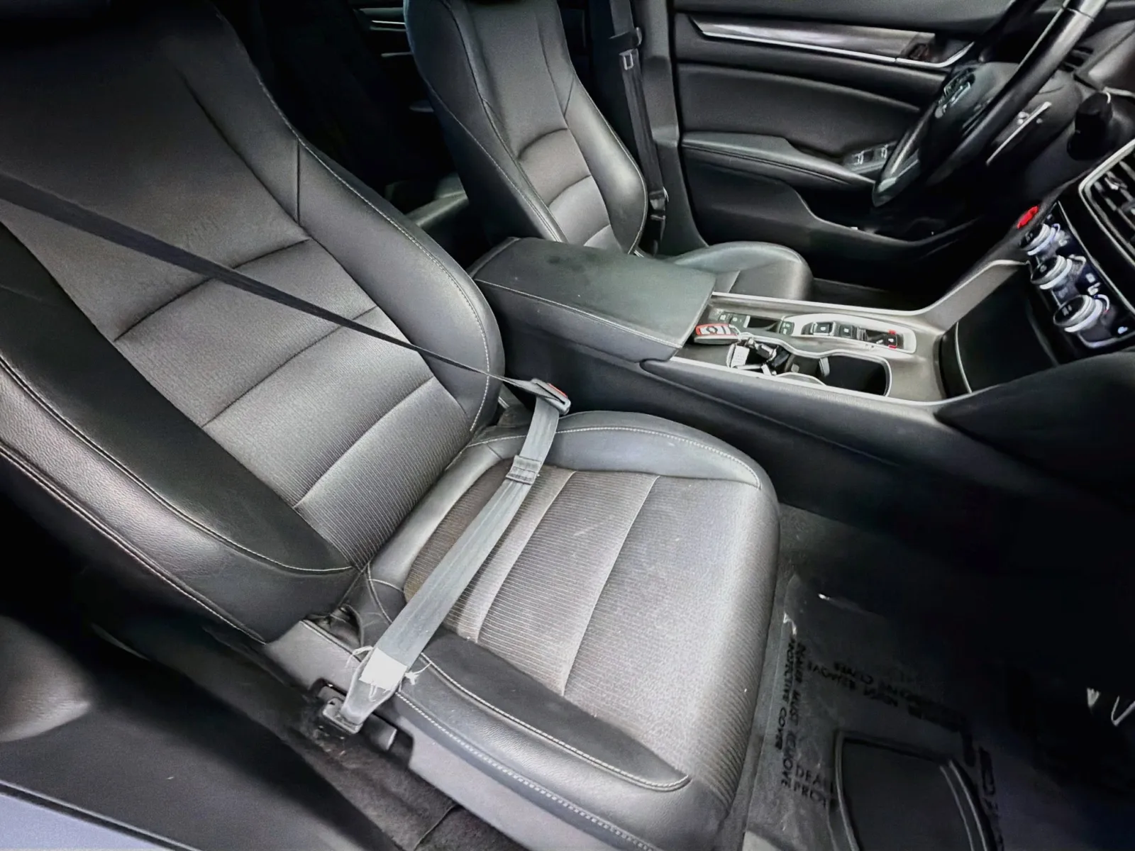Honda Accord photo 15