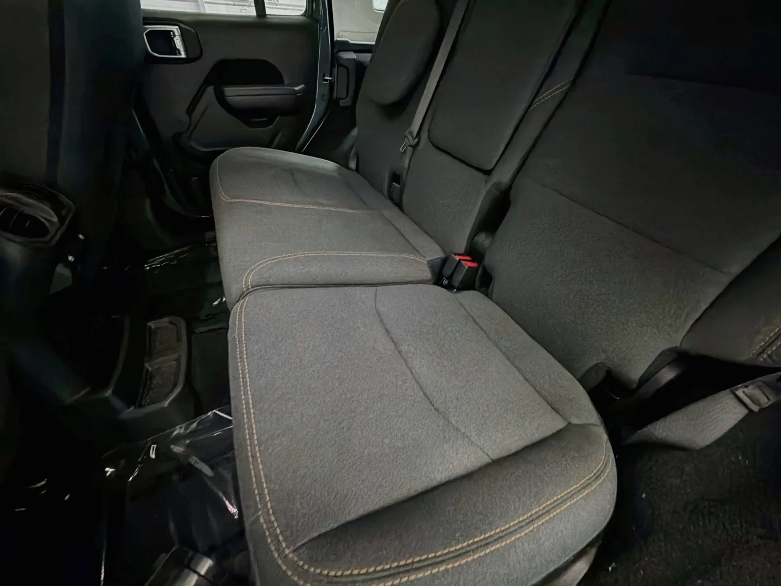 Jeep Wrangler photo 13
