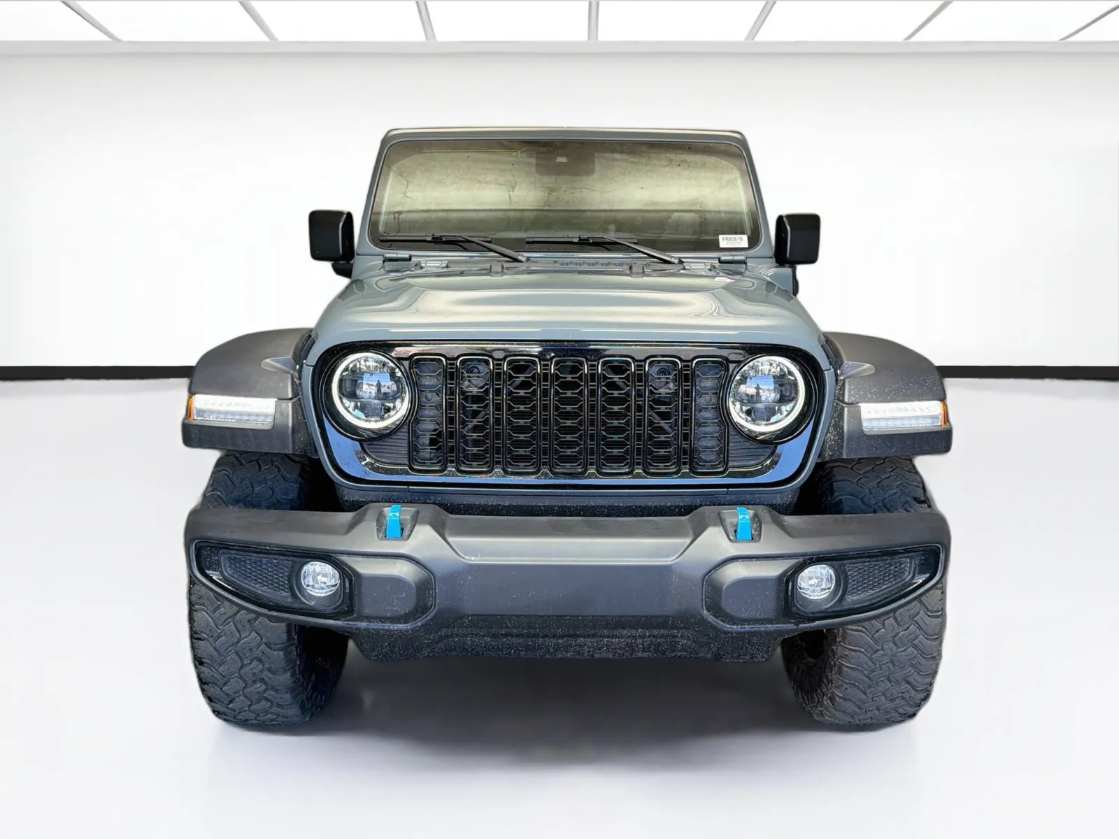 Jeep Wrangler photo 2