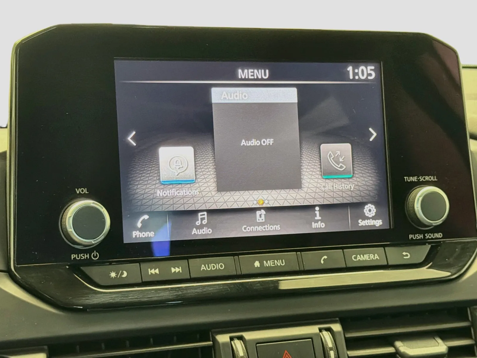Nissan Pathfinder photo 9