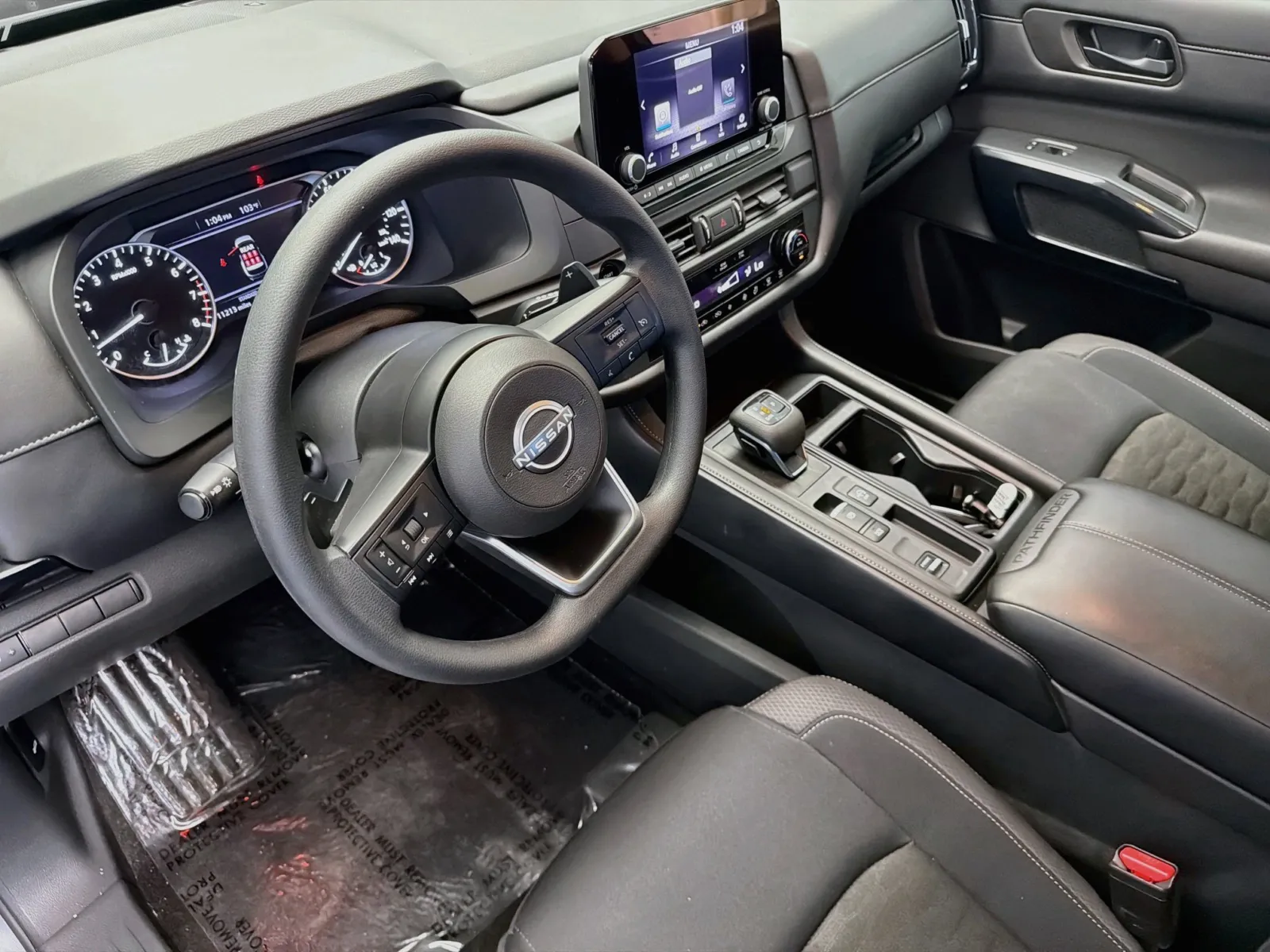 Nissan Pathfinder photo 7