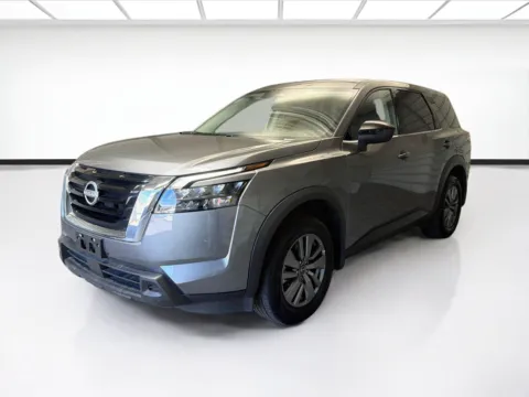 Gray 2025 Nissan Pathfinder S for sale in Montclair, CA
