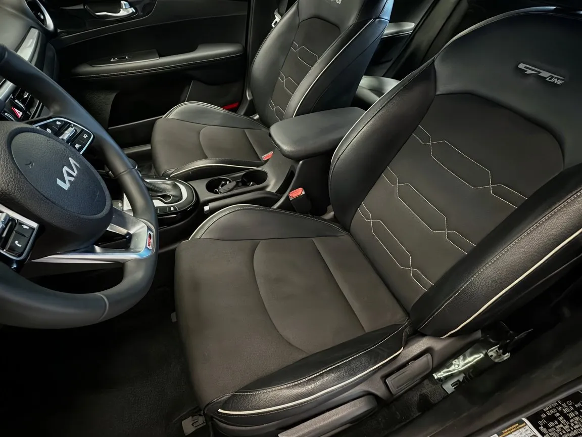 Kia Forte photo 11