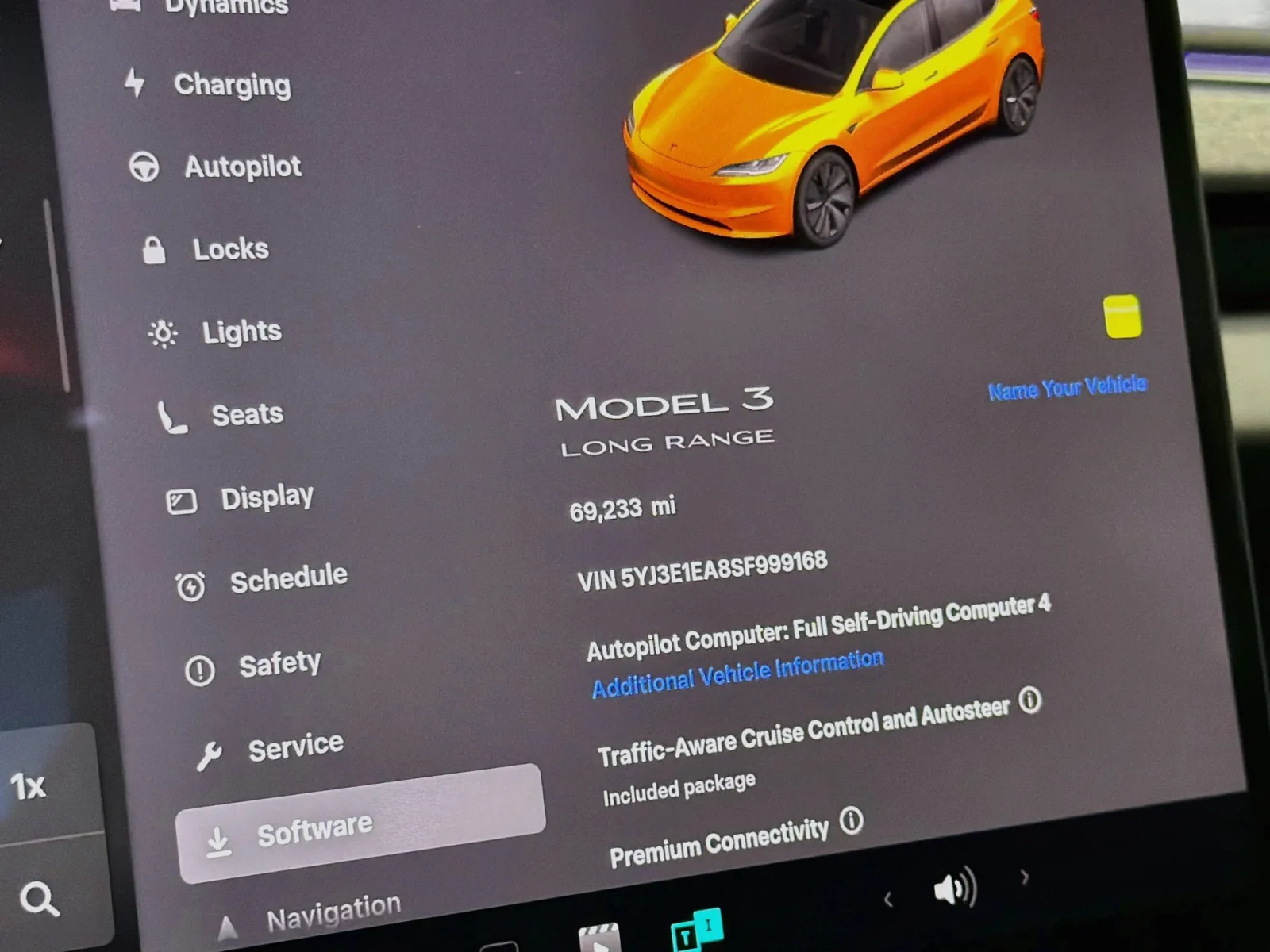 Tesla Model 3 photo 8