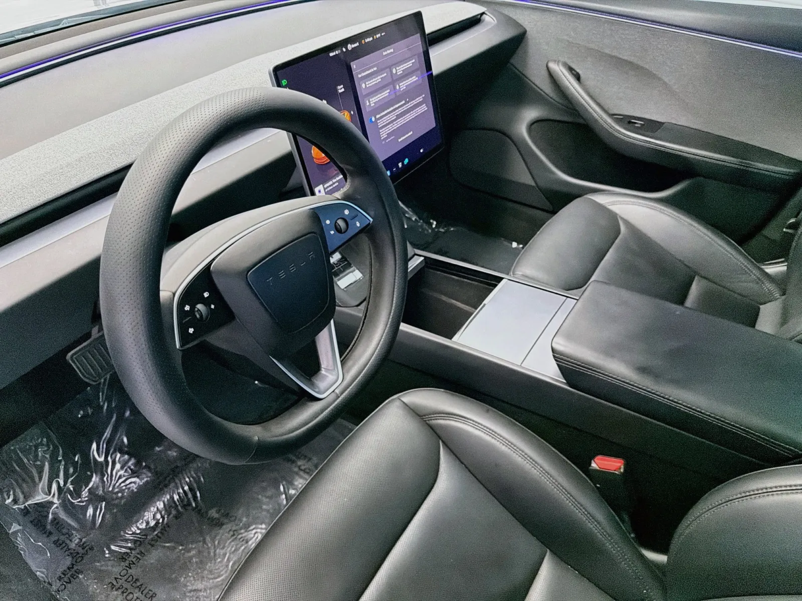 Tesla Model 3 photo 7