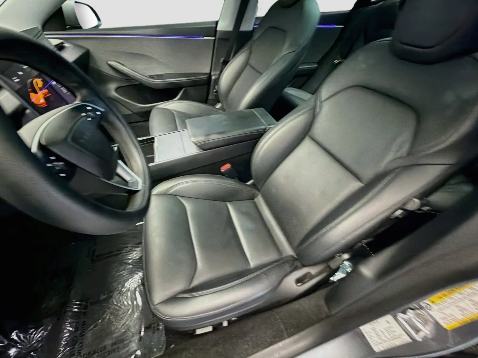 Tesla Model 3 photo 11