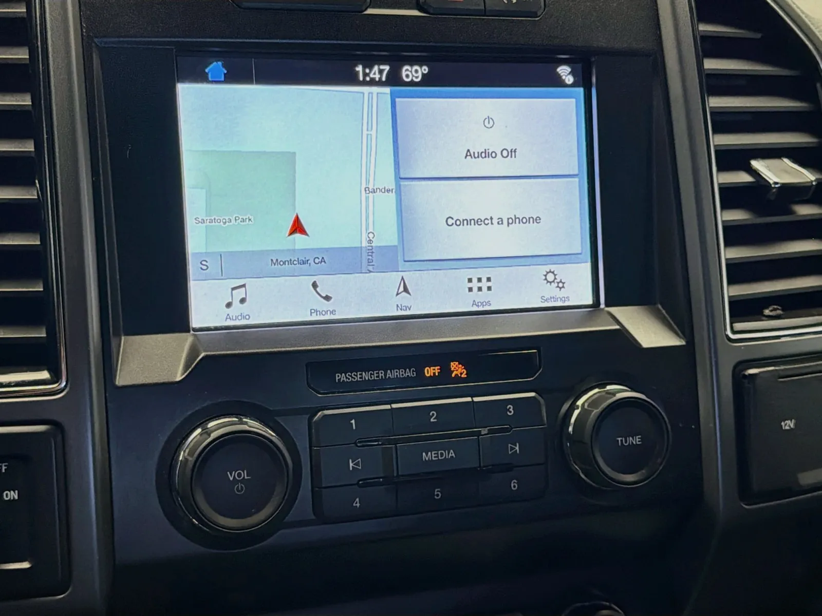 Ford F-150 photo 9