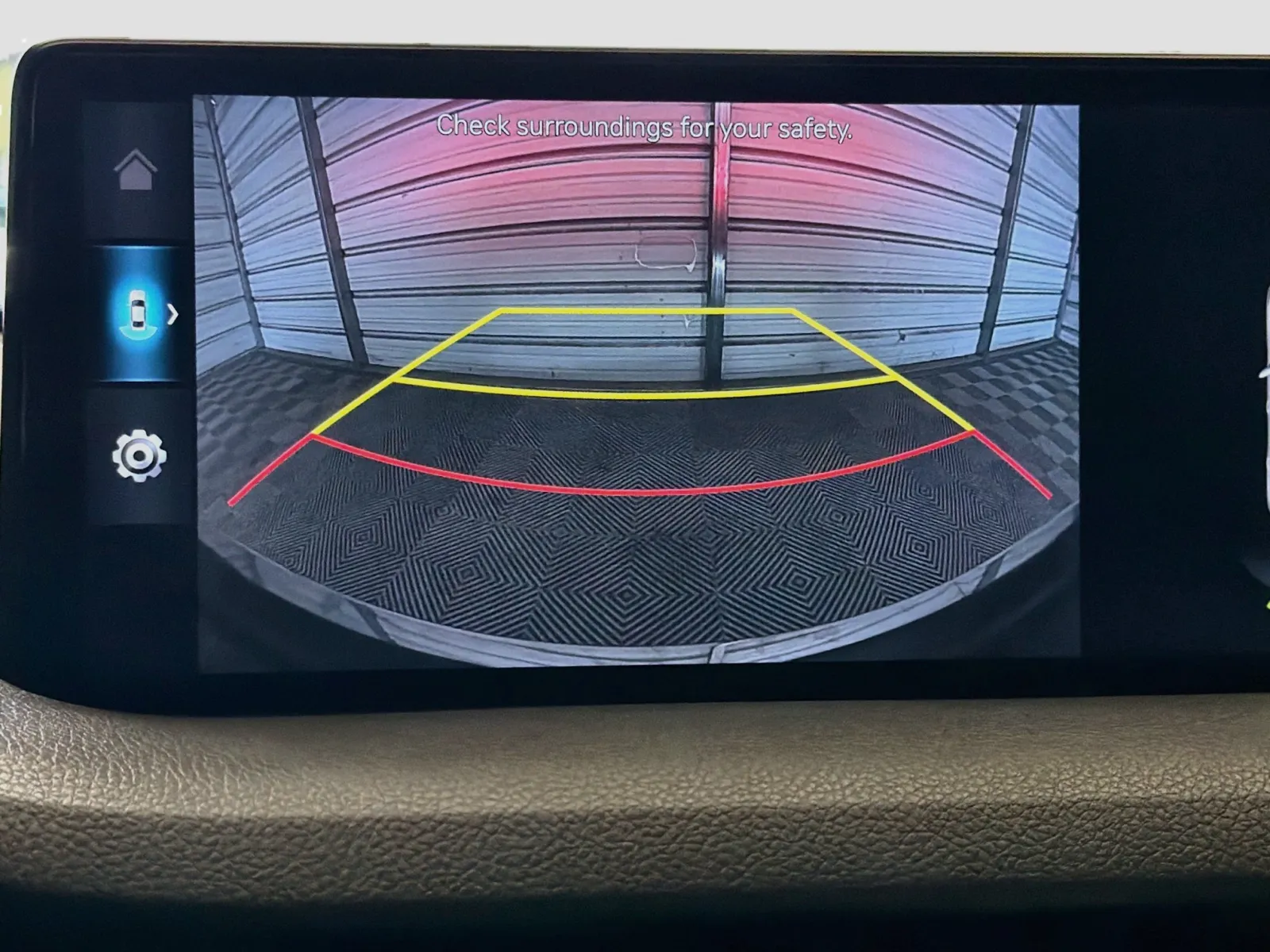 Genesis GV70 photo 16