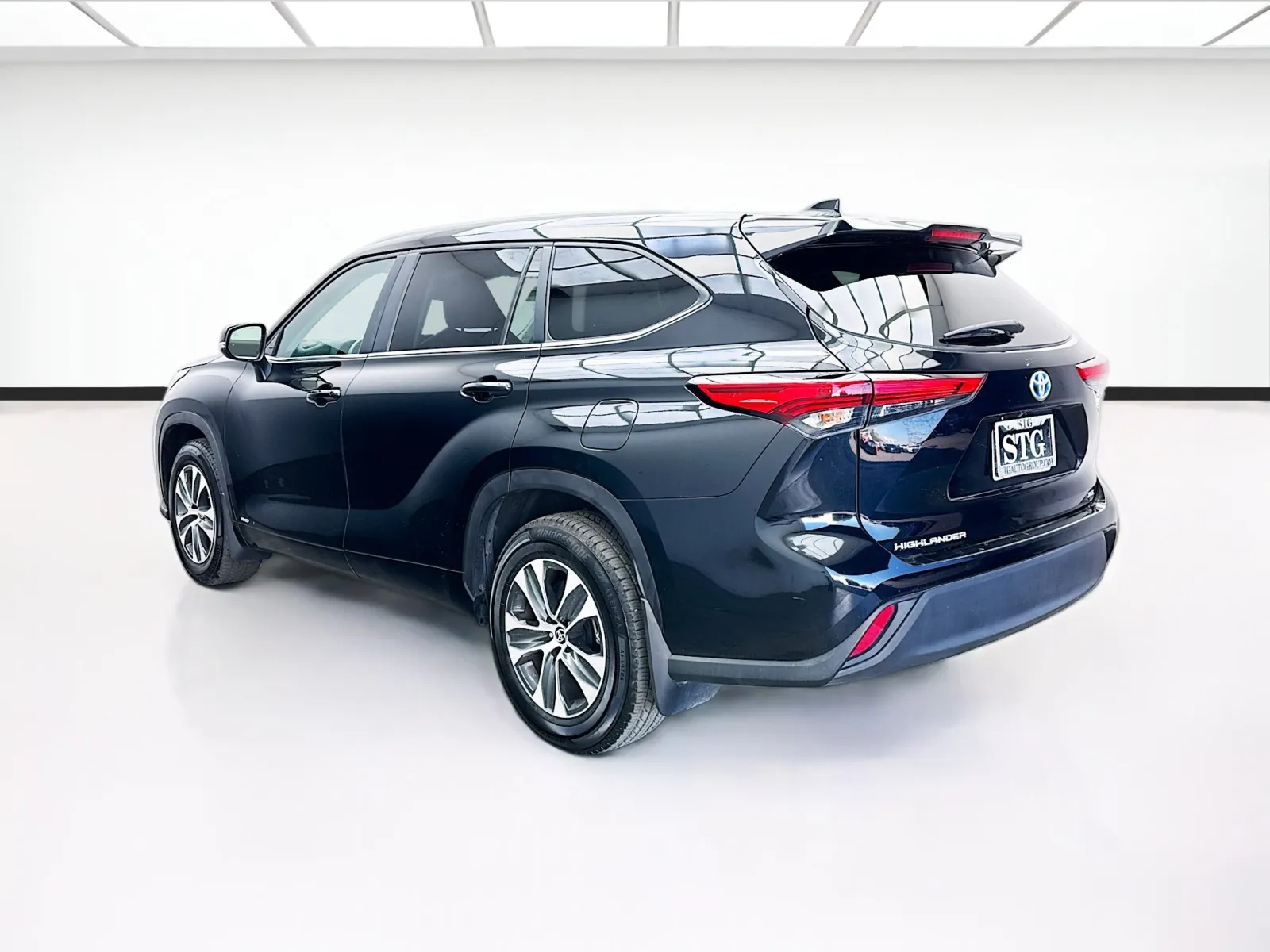 Toyota Highlander photo 6