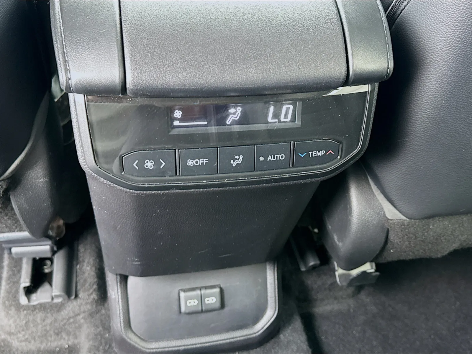 Toyota Highlander photo 17