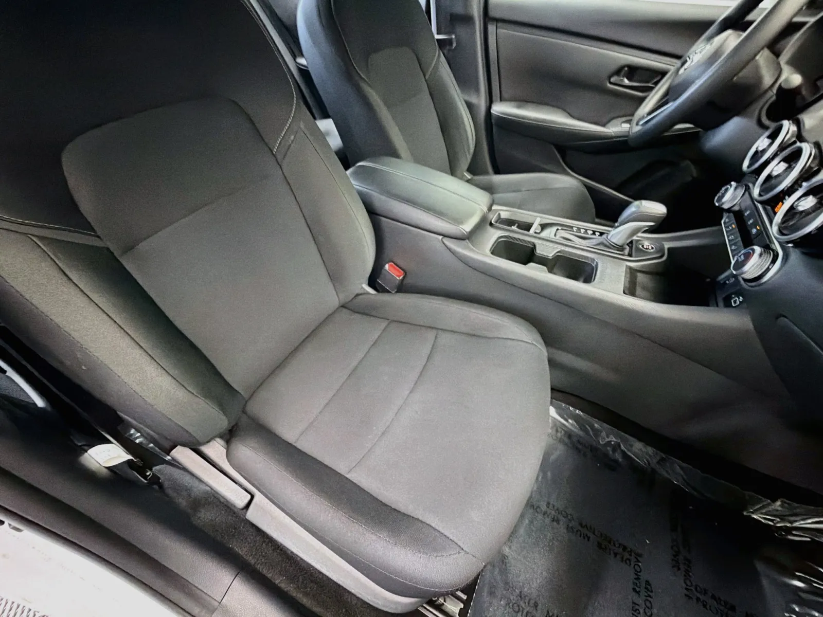 Nissan Sentra photo 15