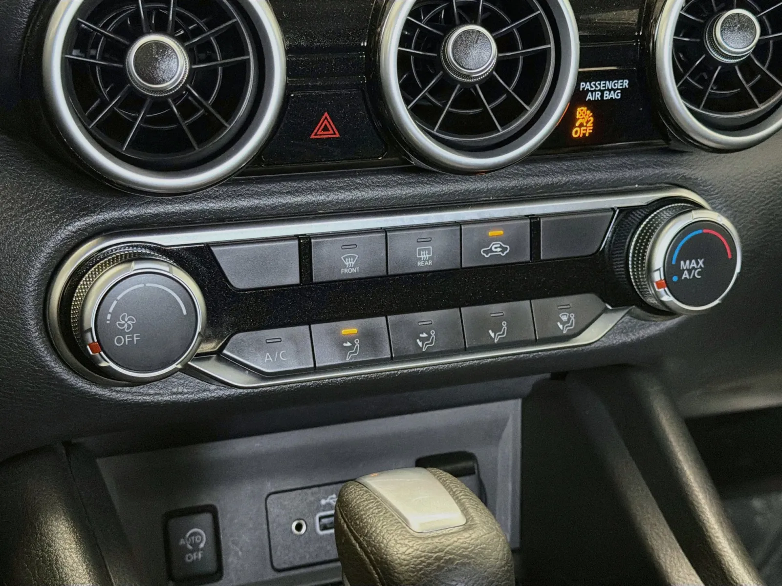 Nissan Sentra photo 10