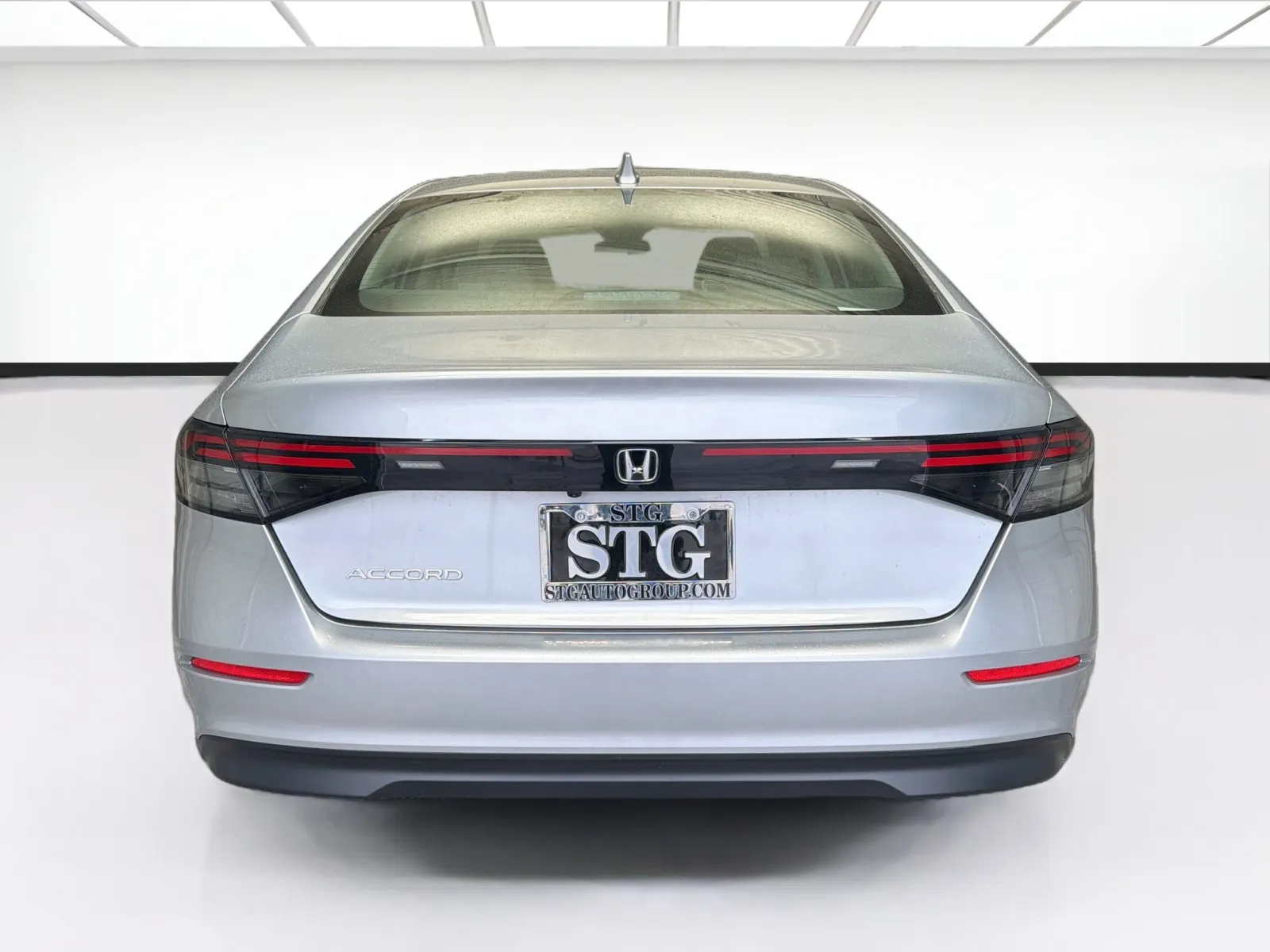 Honda Accord photo 5