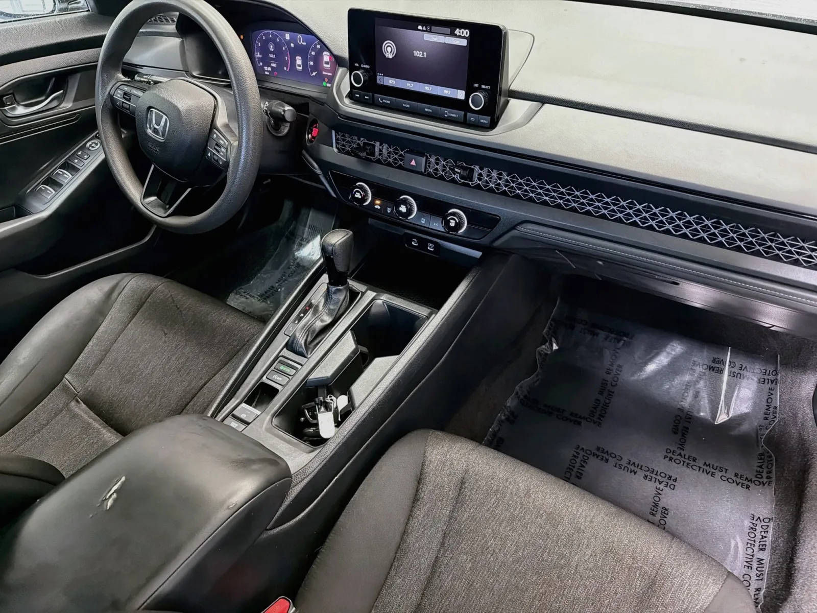 Honda Accord photo 12