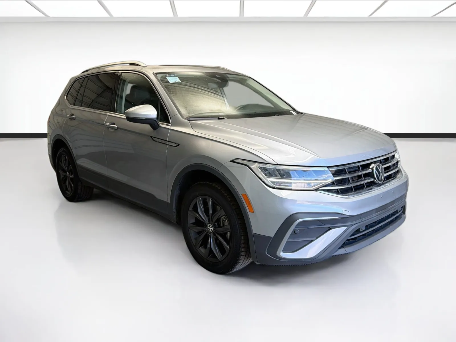 Volkswagen Tiguan photo 3