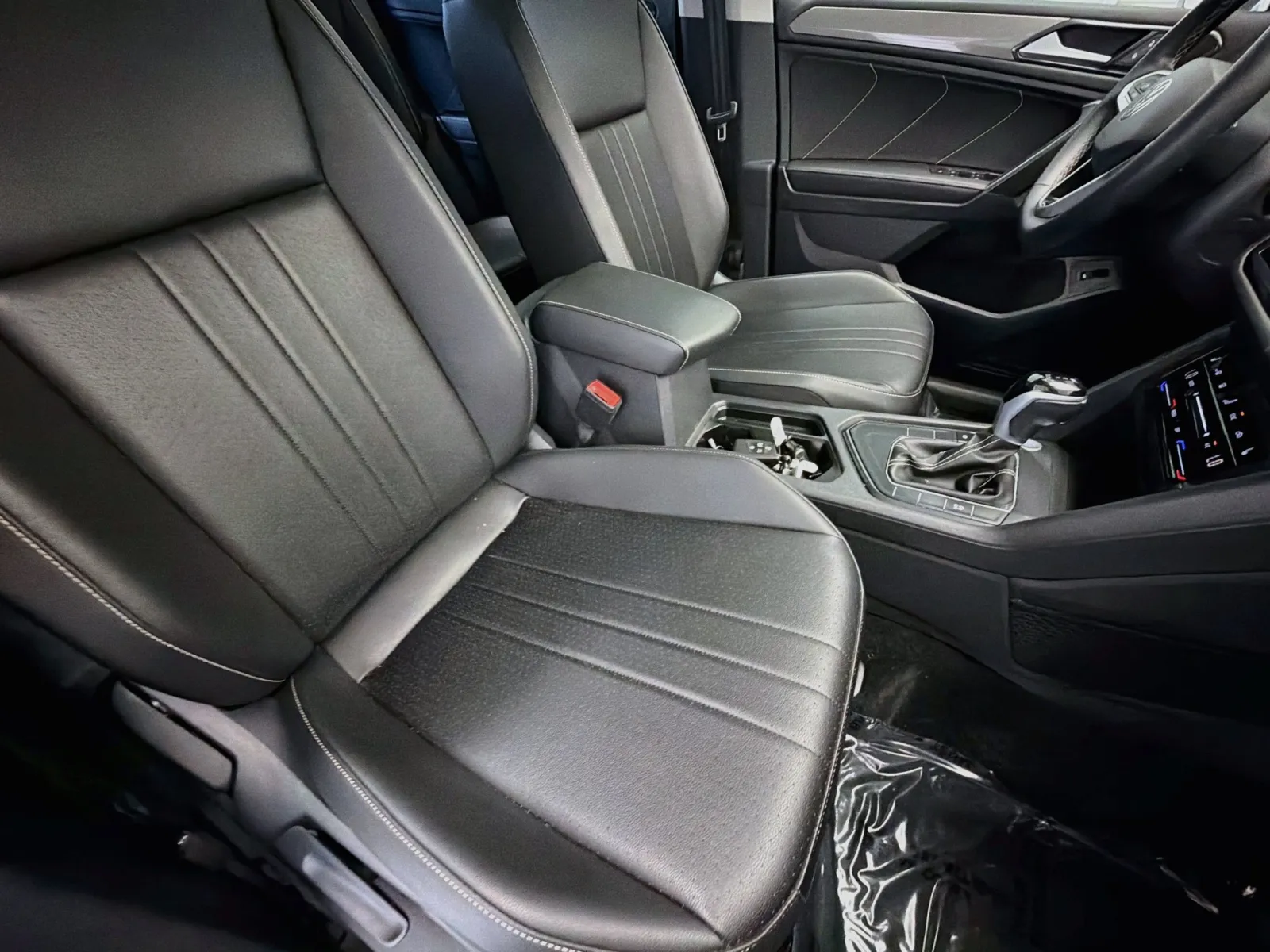 Volkswagen Tiguan photo 15
