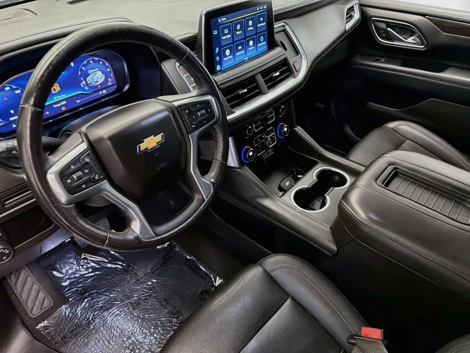 Chevrolet Suburban photo 7