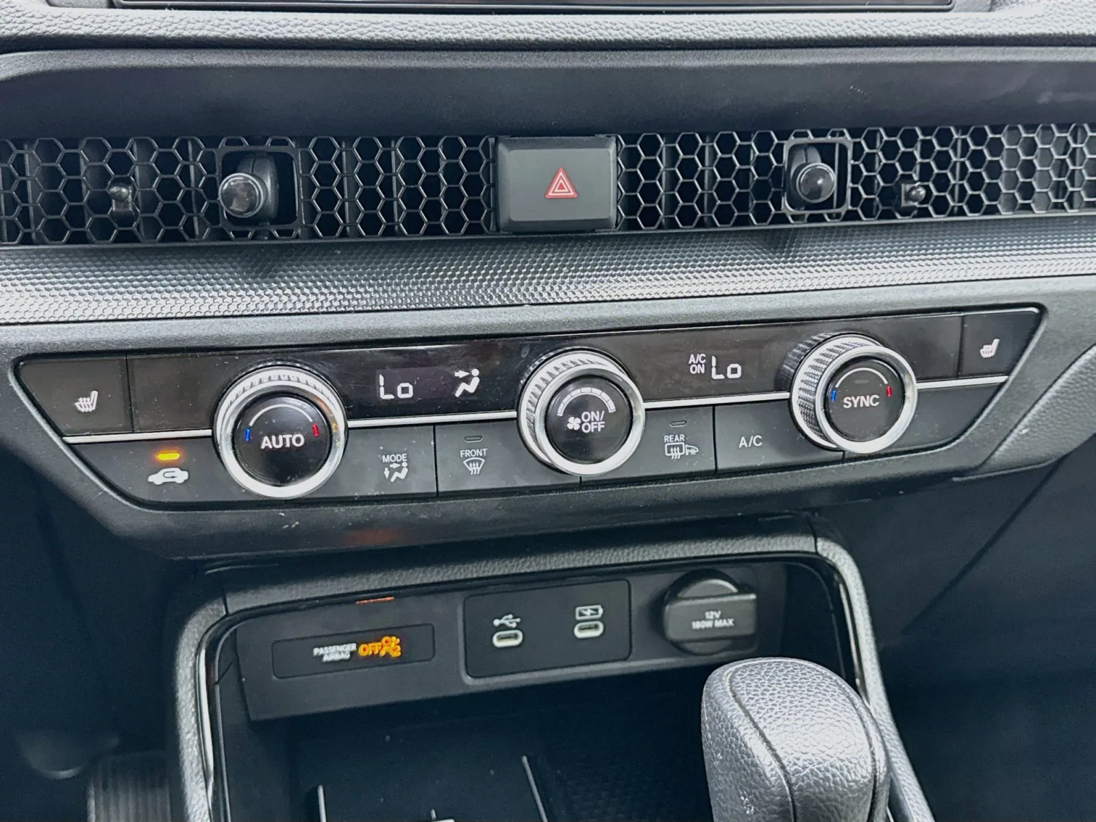 Honda CR-V photo 12