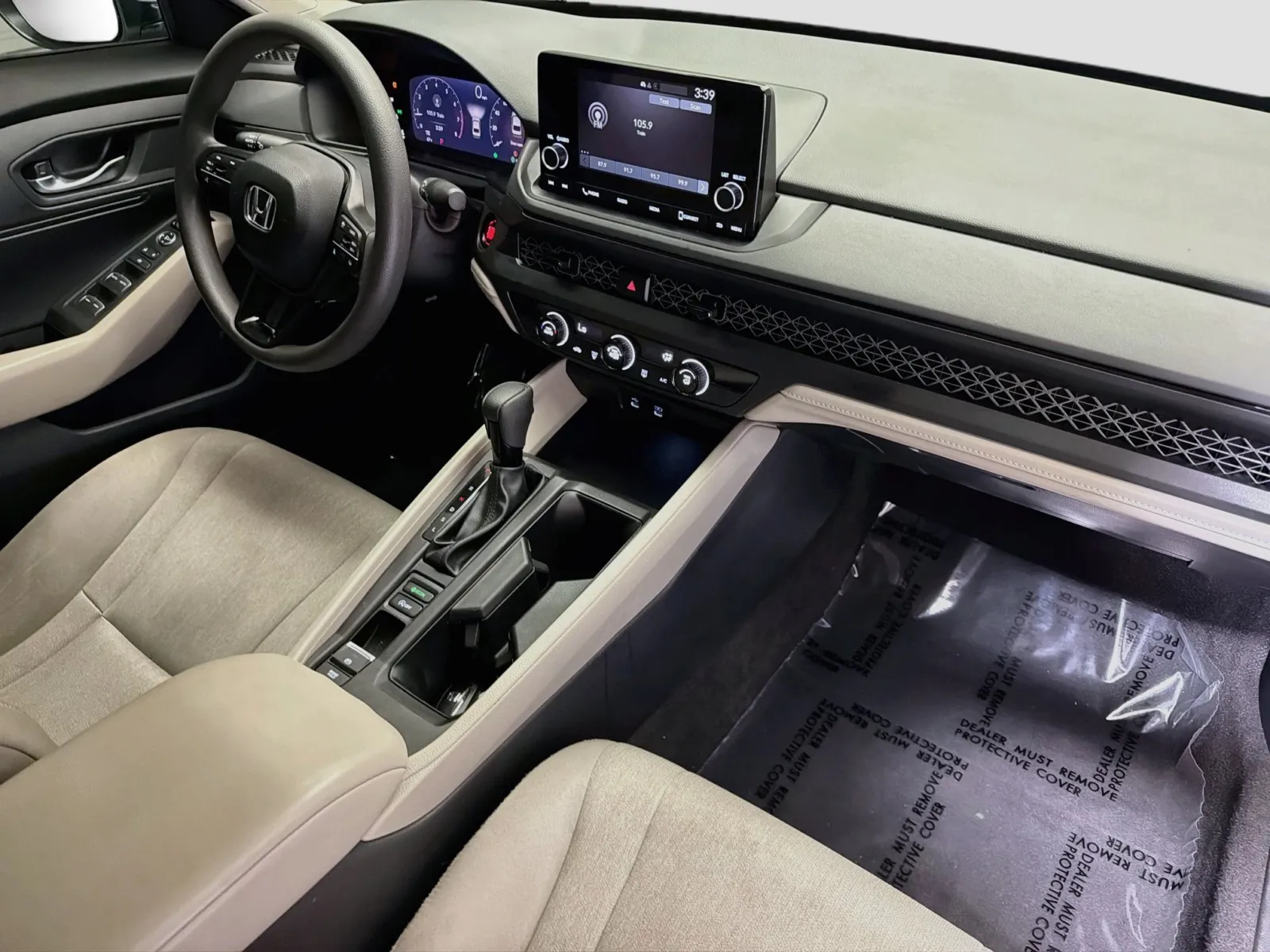 Honda Accord photo 11