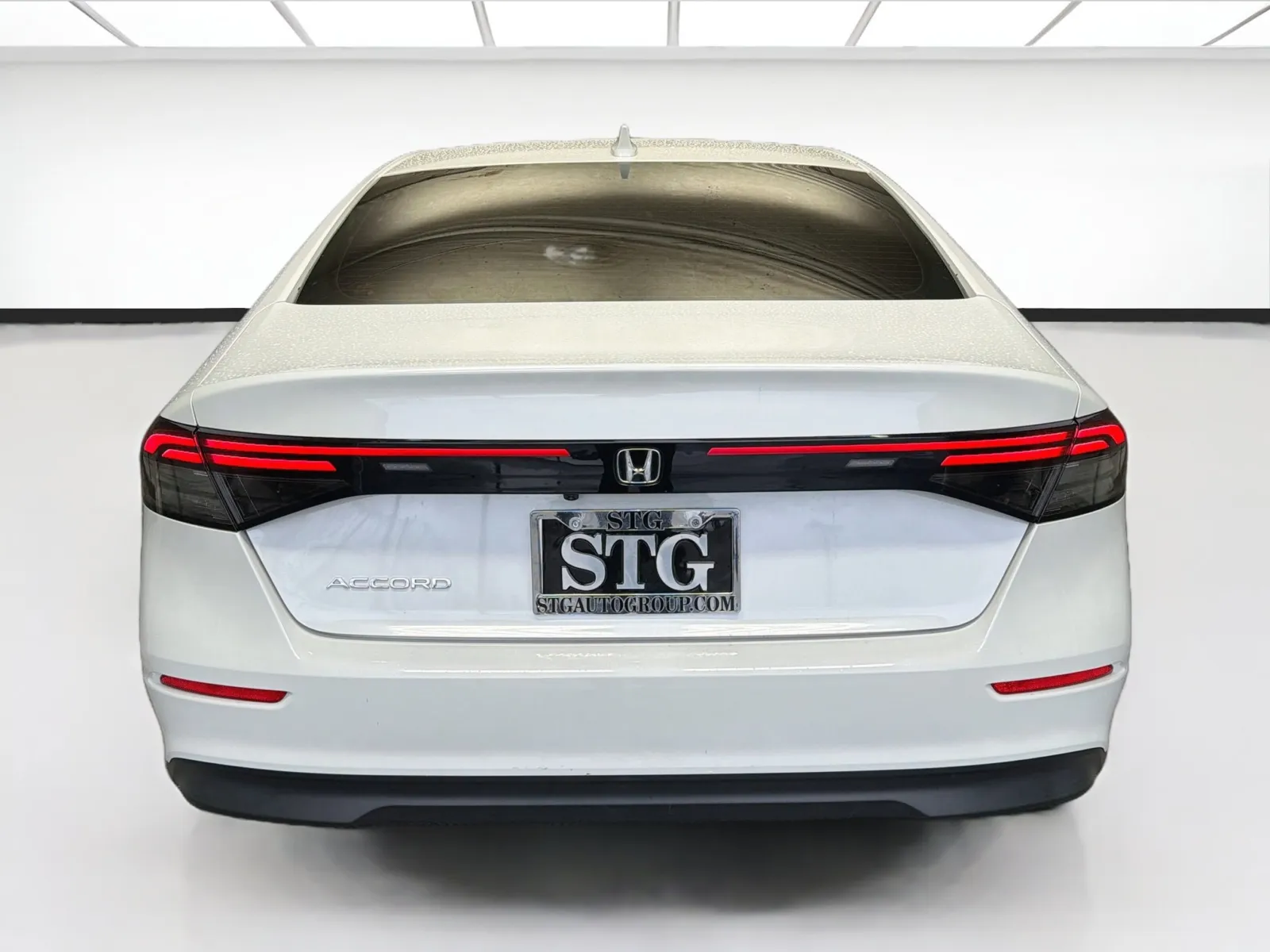 Honda Accord photo 5