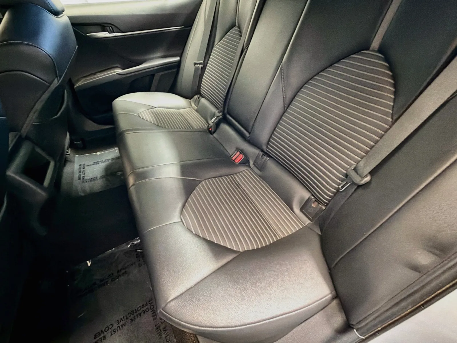 Toyota Camry photo 11