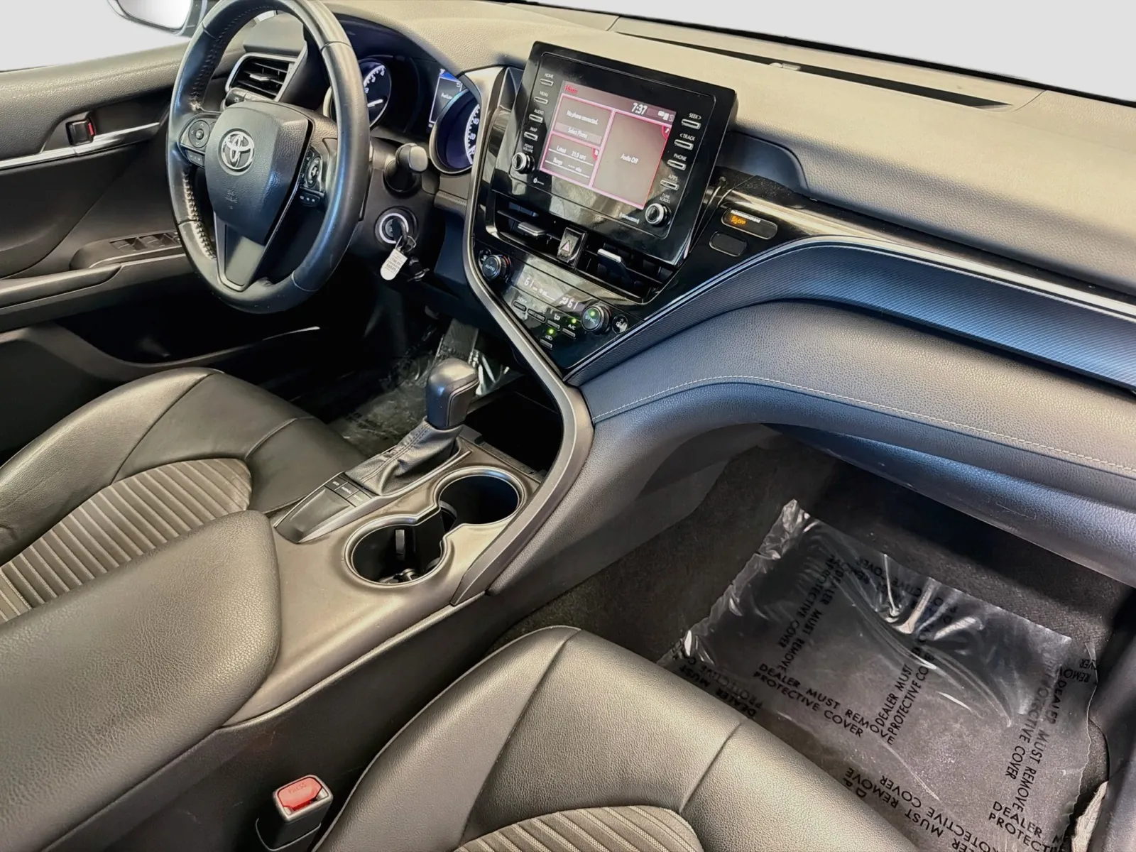 Toyota Camry photo 8
