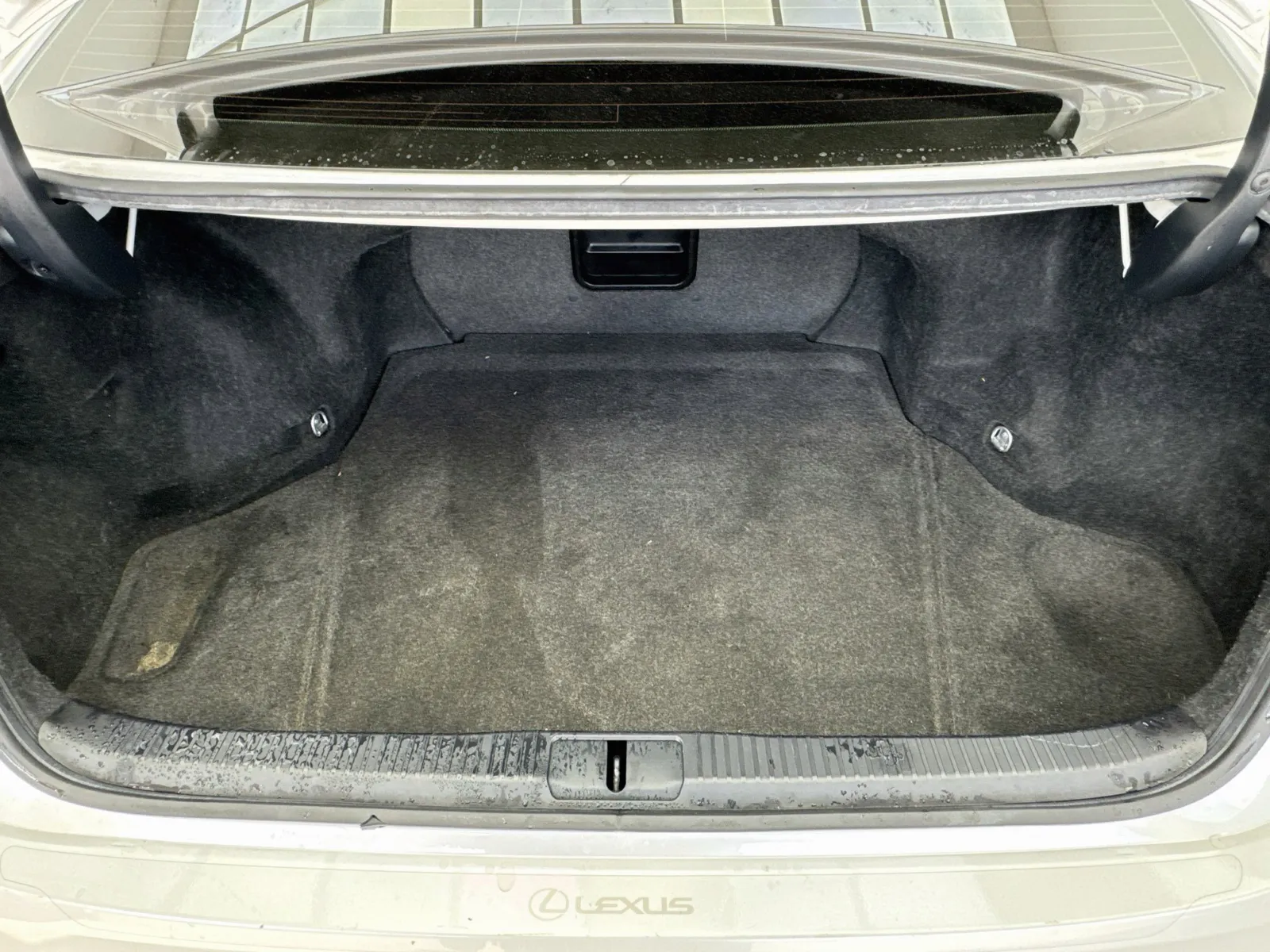 Lexus ES photo 17
