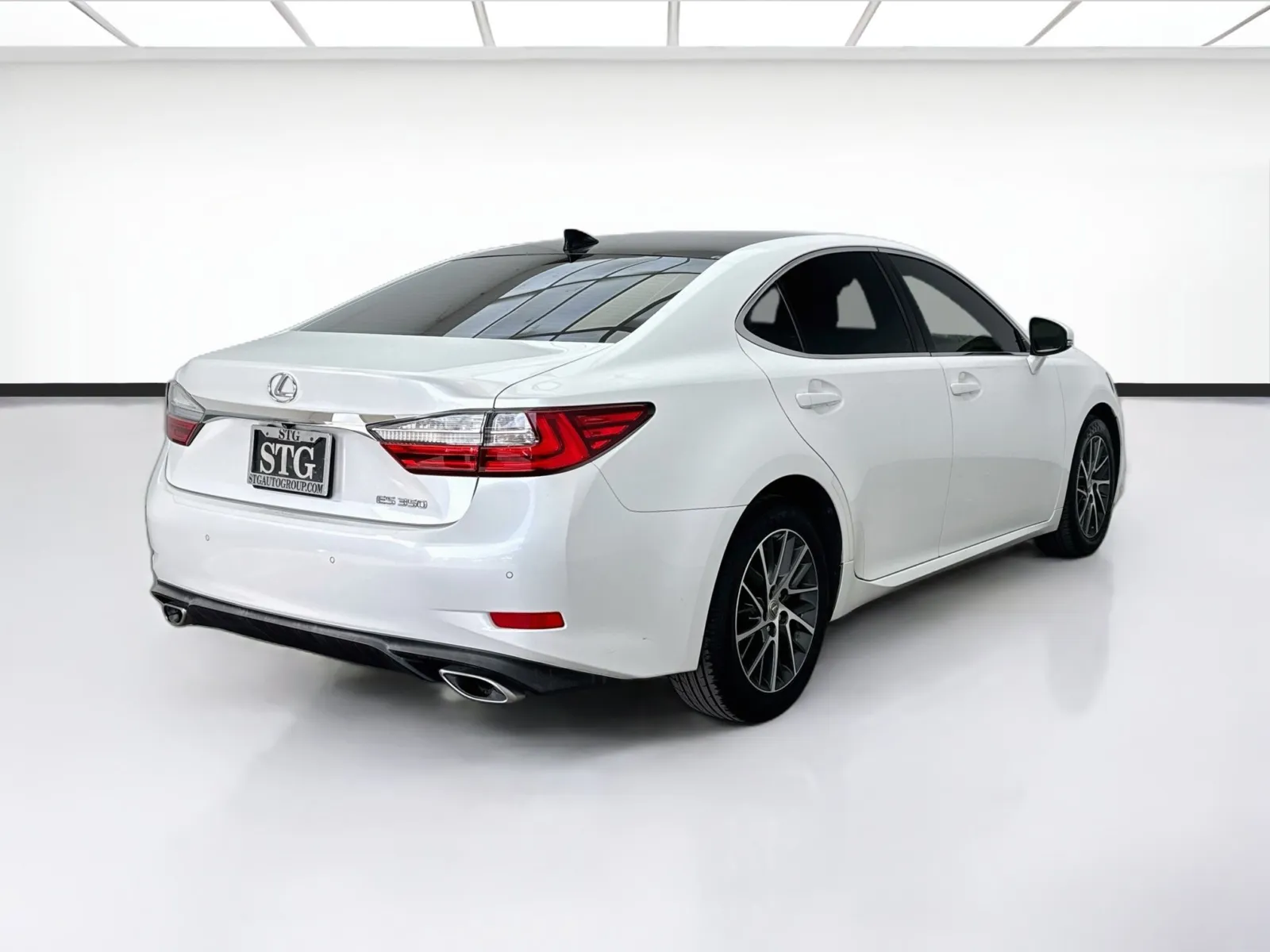 Lexus ES photo 4
