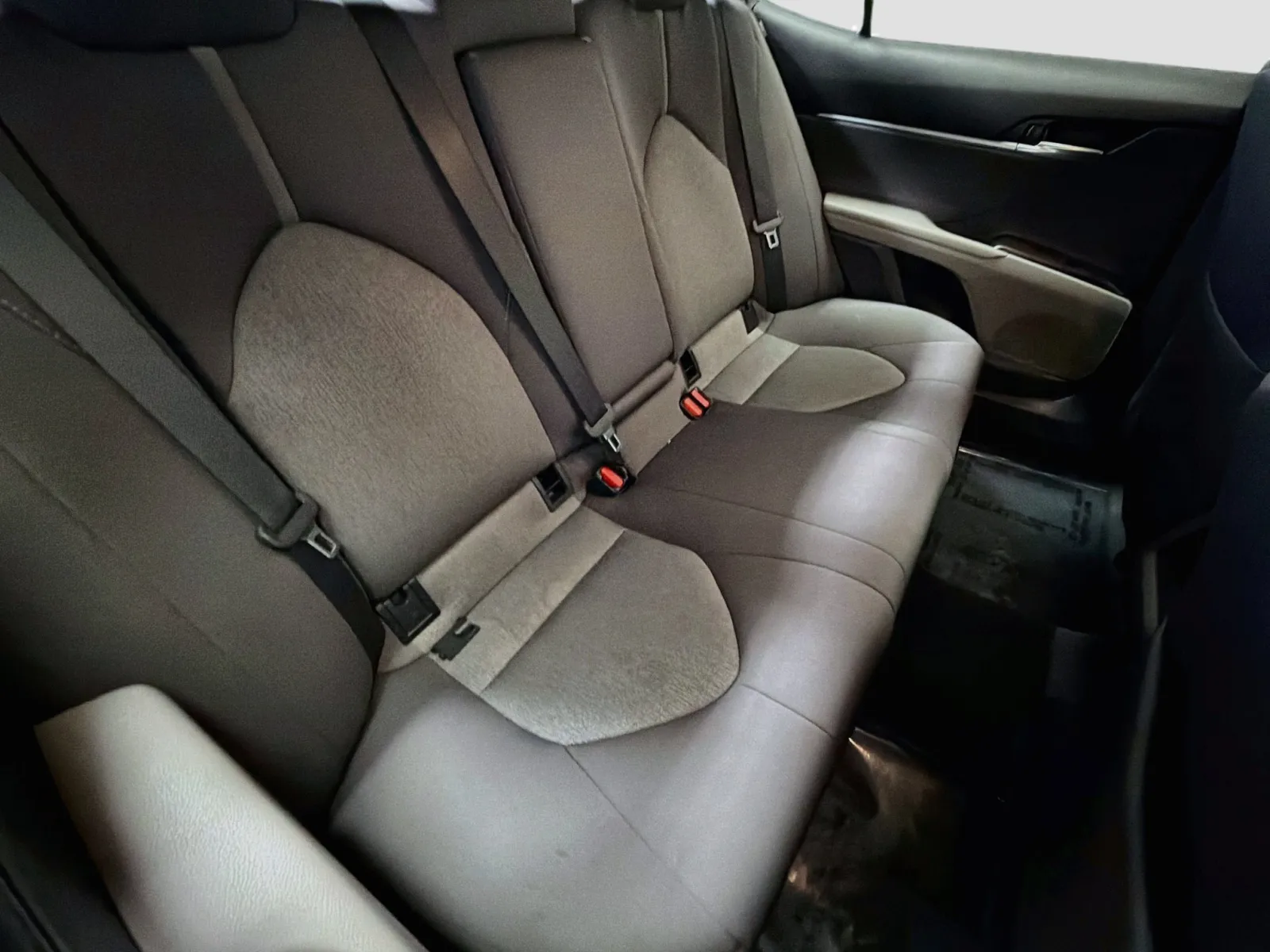 Toyota Camry photo 14
