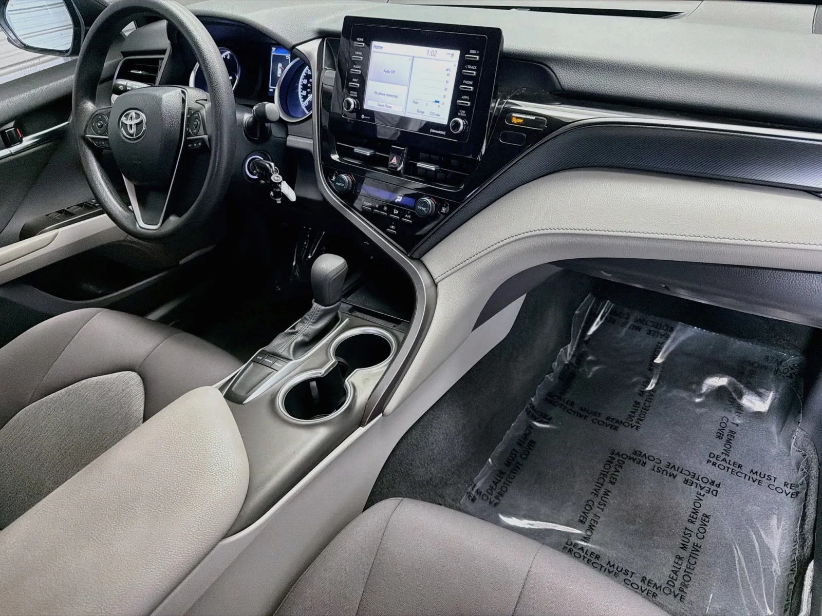 Toyota Camry photo 12