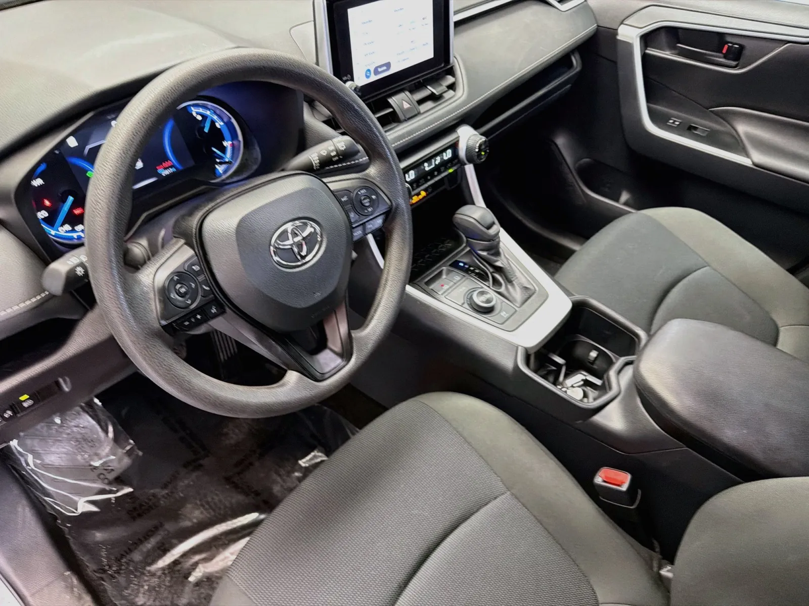 Toyota RAV4 photo 7