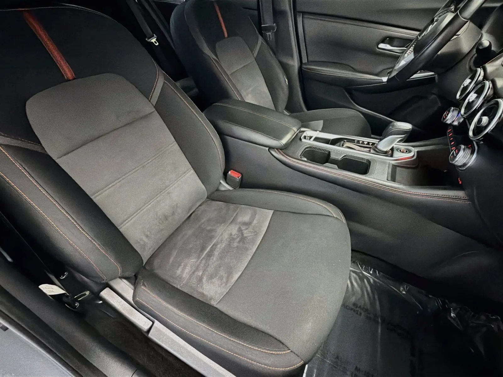 Nissan Sentra photo 15