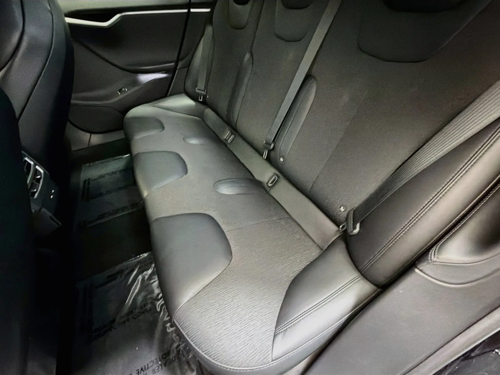 Tesla Model S photo 13