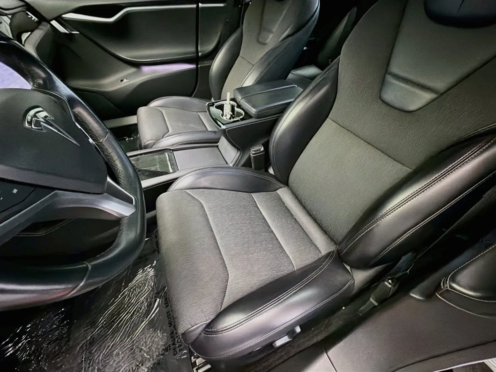 Tesla Model S photo 11