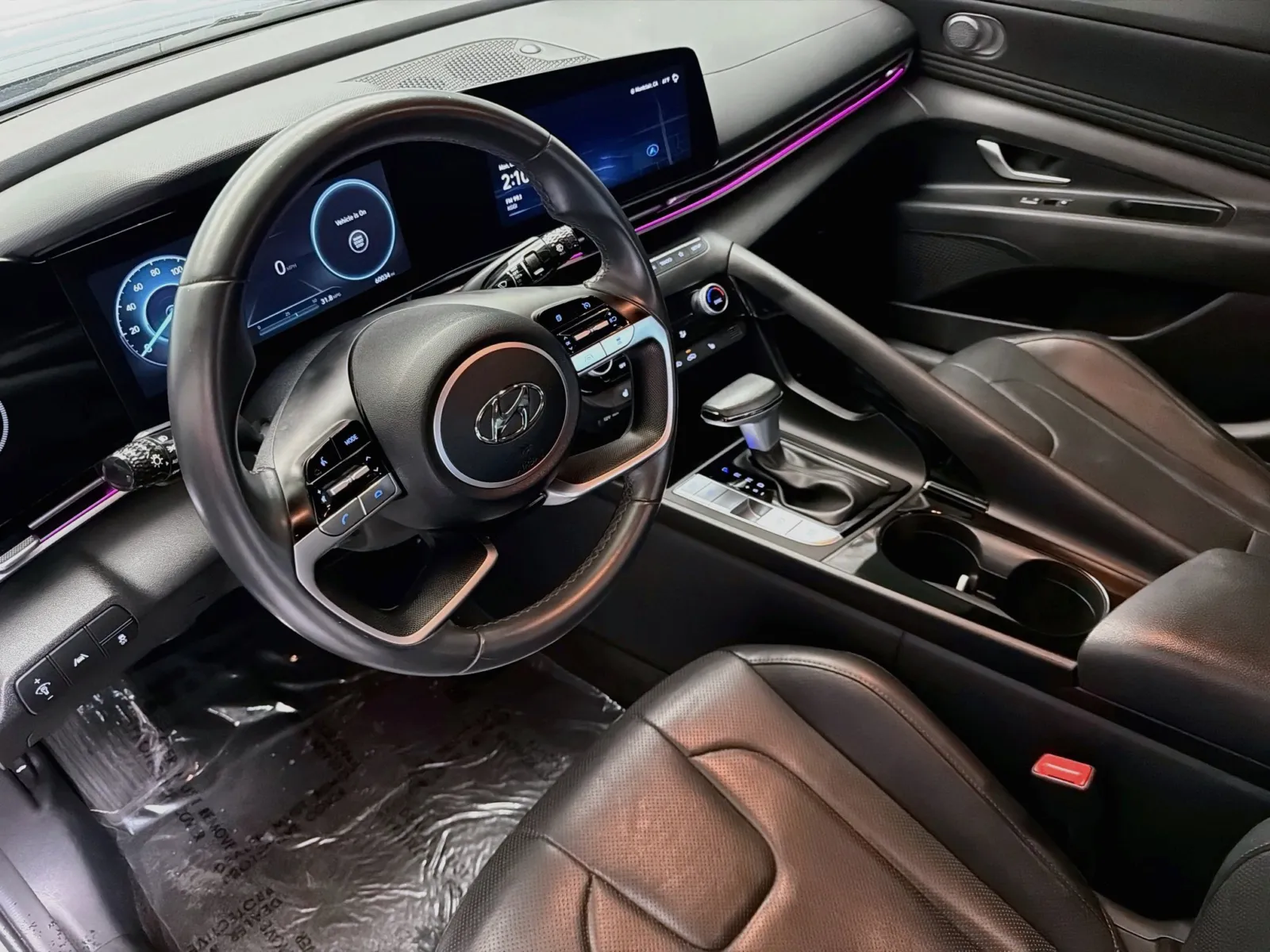 Hyundai Elantra photo 7