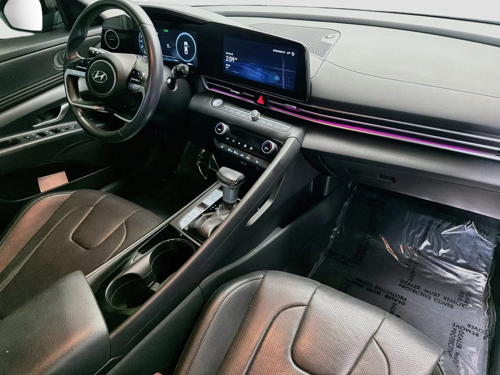 Hyundai Elantra photo 12