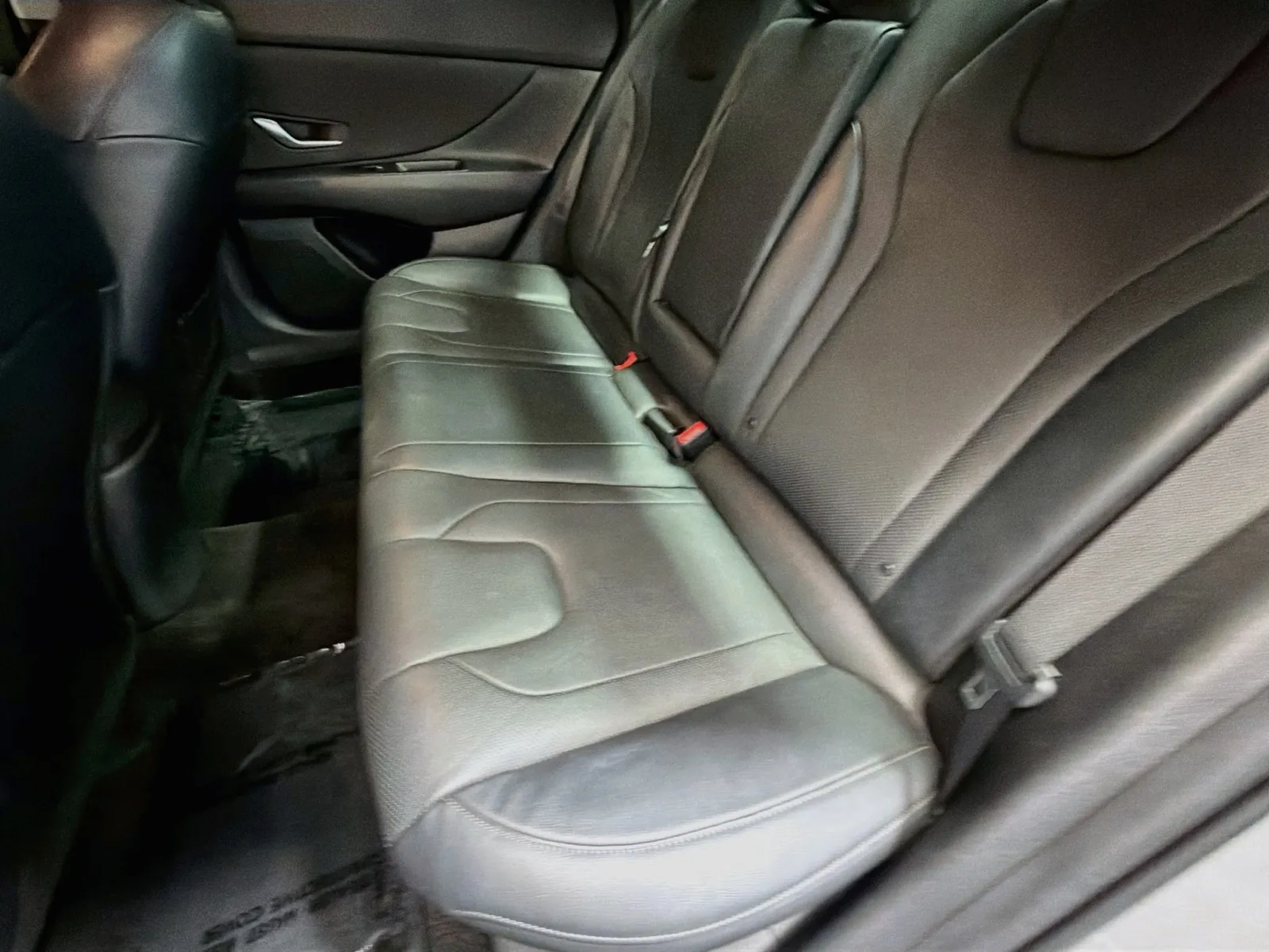 Hyundai Elantra photo 13