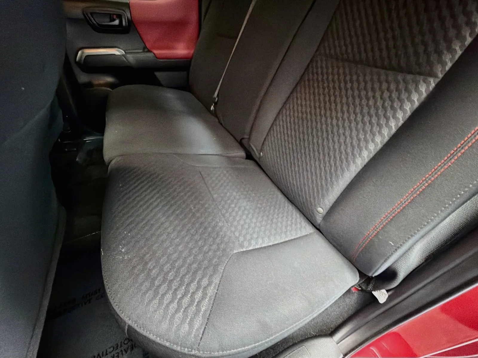 Toyota Tacoma photo 13