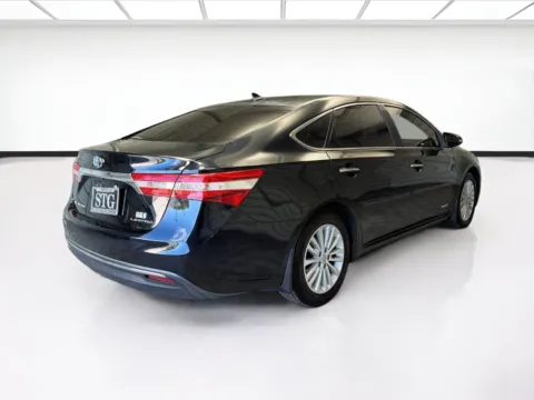 More photos of 2014 Toyota Avalon Limited Hybrid at STG Montclair, CA
