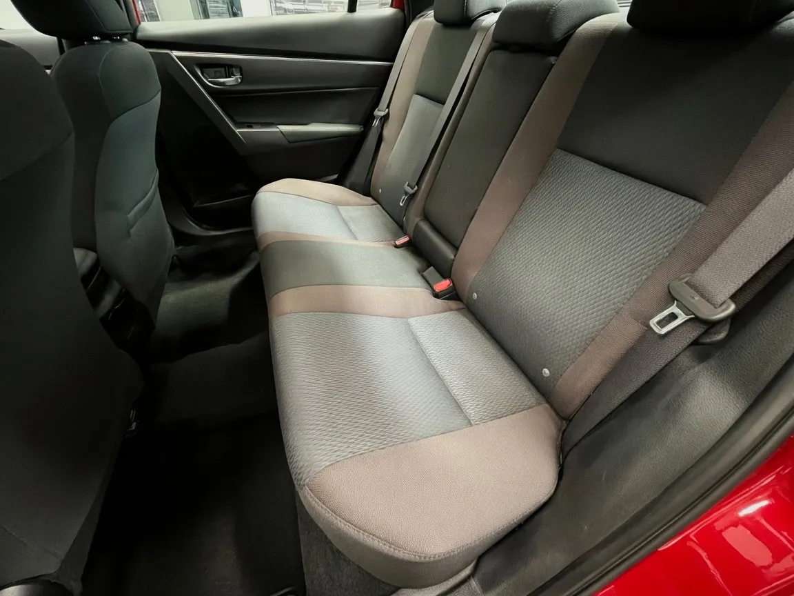 Toyota Corolla photo 13