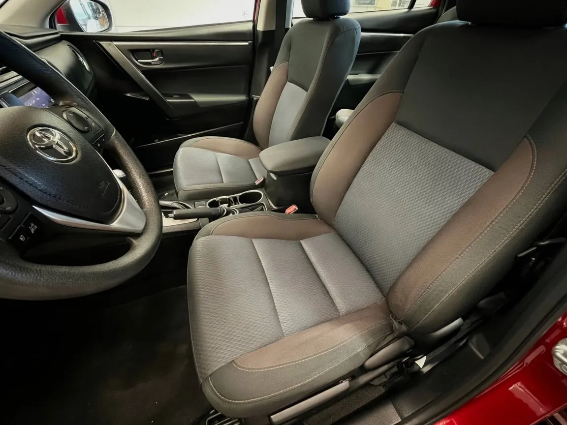 Toyota Corolla photo 11